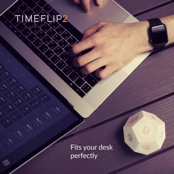 timeflip2 tracker intelligente interattivo che viene portato ovunque