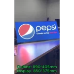 schermo pubblicitario mobile