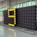 Display LED interattivo